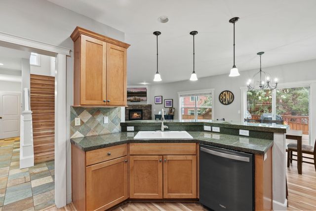 20668 Blanca Drive, Bend, OR 97701