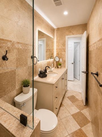 1301 NE 42nd St, Oakland Park, FL 33334