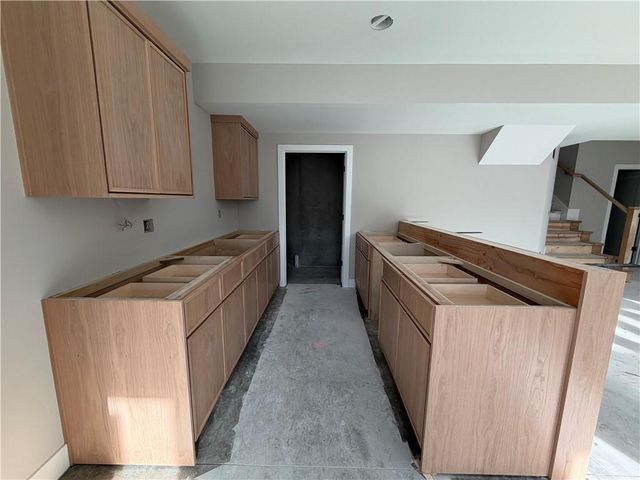 9050 FREEDOM Circle, Lenexa, KS 66227