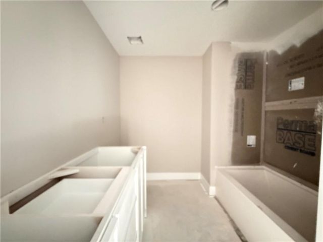 9050 FREEDOM Circle, Lenexa, KS 66227