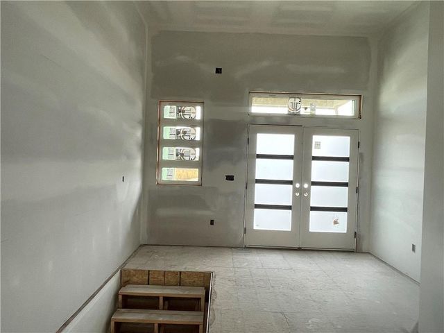 9050 FREEDOM Circle, Lenexa, KS 66227