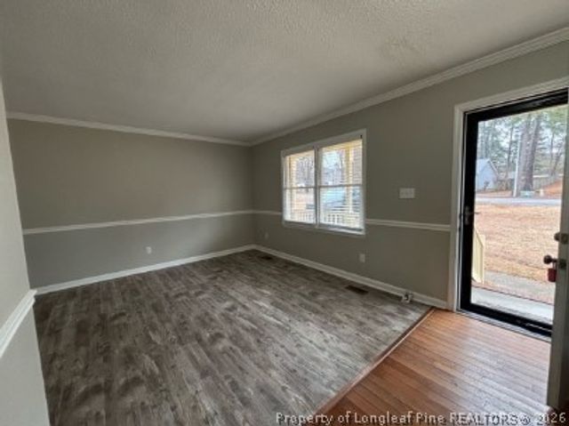 6658 Vaughn Road, Fayetteville, NC 28304