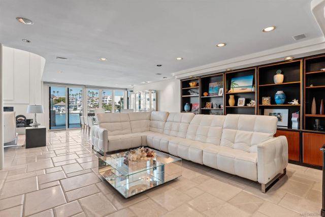39 The Point, Coronado, CA 92118