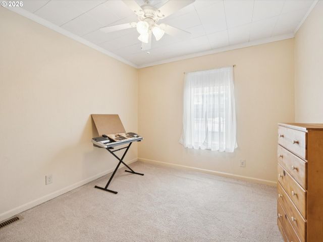 555 Se CEDAR St, Hillsboro, OR 97123
