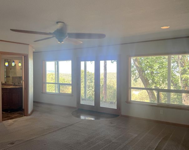 23051 Brian Ln, Grass Valley, CA 95949
