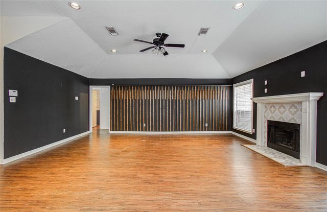 231 Cool Cove, Montgomery, TX 77356