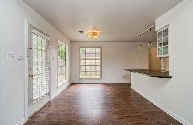 231 Cool Cove, Montgomery, TX 77356