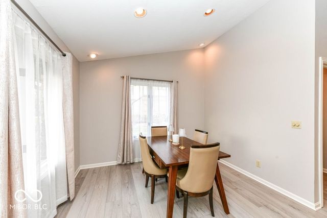 636 Hamlet Drive, Avon, IN 46123