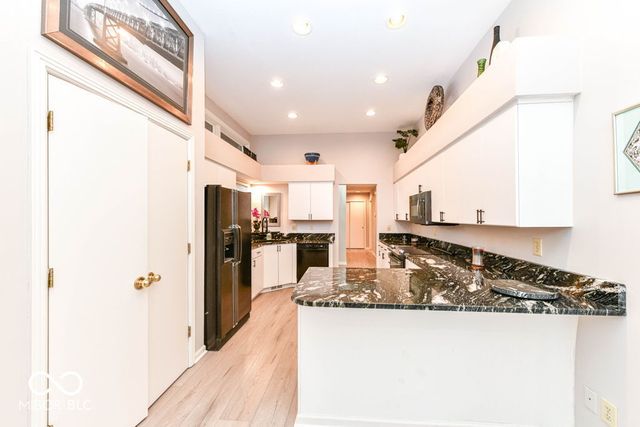 636 Hamlet Drive, Avon, IN 46123