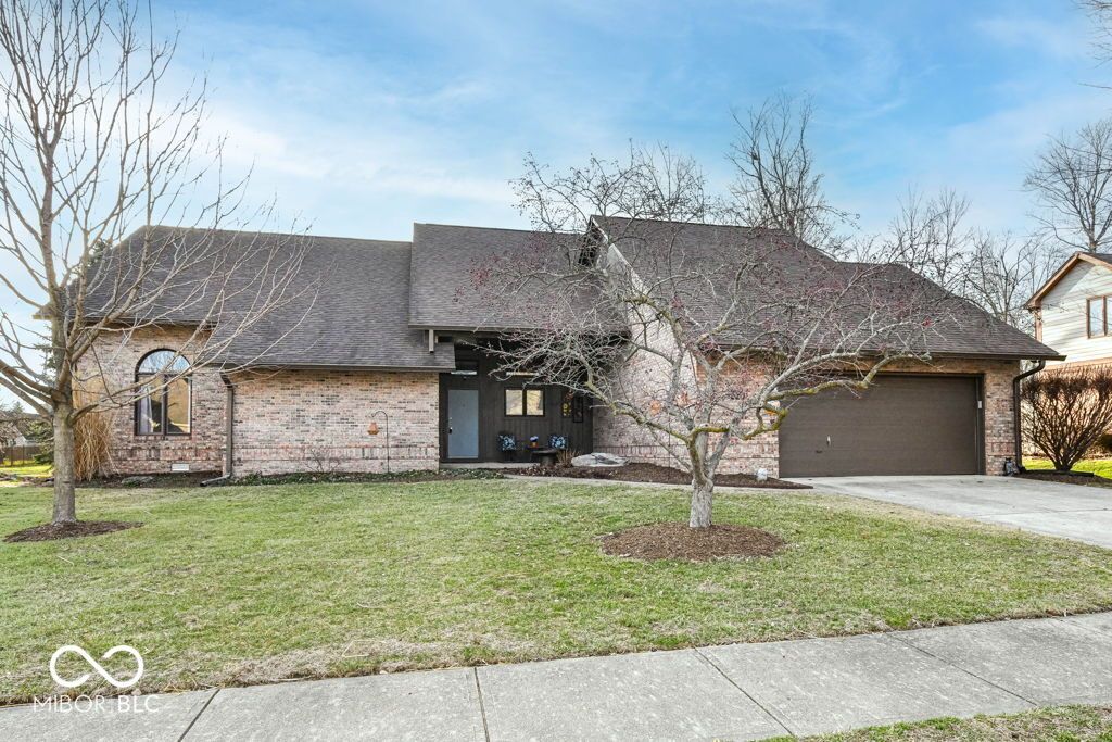 636 Hamlet Drive, Avon, IN 46123