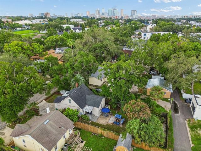 2914 N WOODROW AVENUE, Tampa, FL 33602