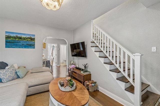 2914 N WOODROW AVENUE, Tampa, FL 33602