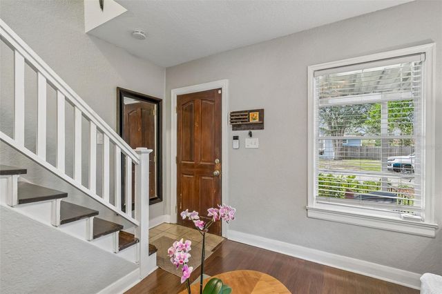 2914 N WOODROW AVENUE, Tampa, FL 33602