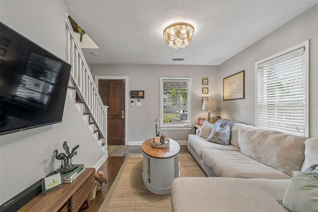 2914 N WOODROW AVENUE, Tampa, FL 33602