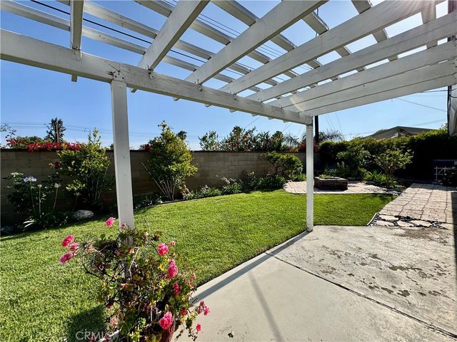 18572 Avolinda, Yorba Linda, CA 92886