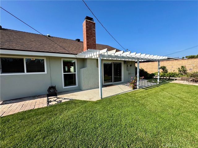 18572 Avolinda, Yorba Linda, CA 92886