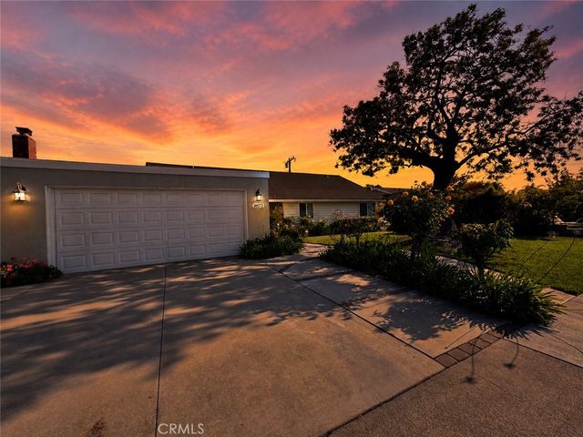 18572 Avolinda, Yorba Linda, CA 92886