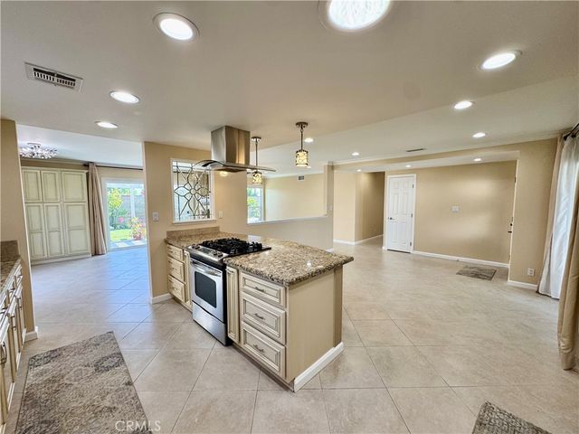 18572 Avolinda, Yorba Linda, CA 92886