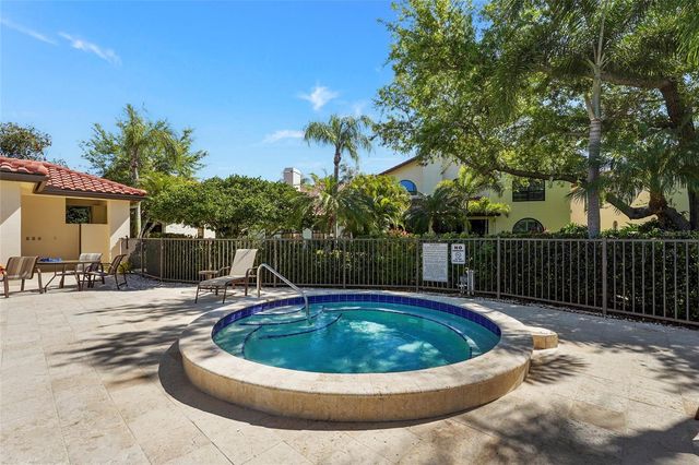 4531 LAS BRISAS LANE, Sarasota, FL 34238