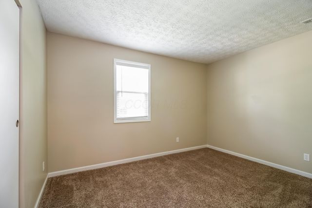 2495 Willow View Court, Grove City, OH 43123