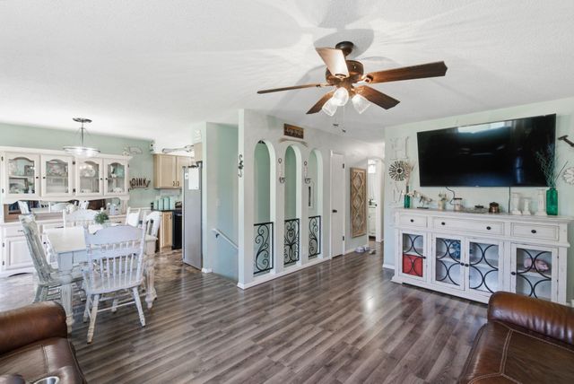 5328 S Oak Ave, Wichita, KS 67217