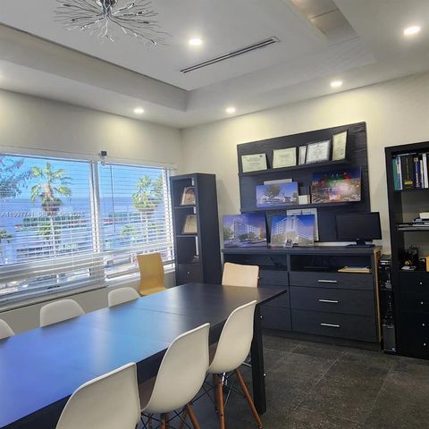 2441 NW 93 104-B, Doral, FL 33172