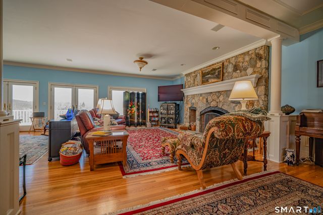 109 Long Meadow Hill Road, Brookfield, CT 06804