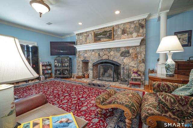 109 Long Meadow Hill Road, Brookfield, CT 06804