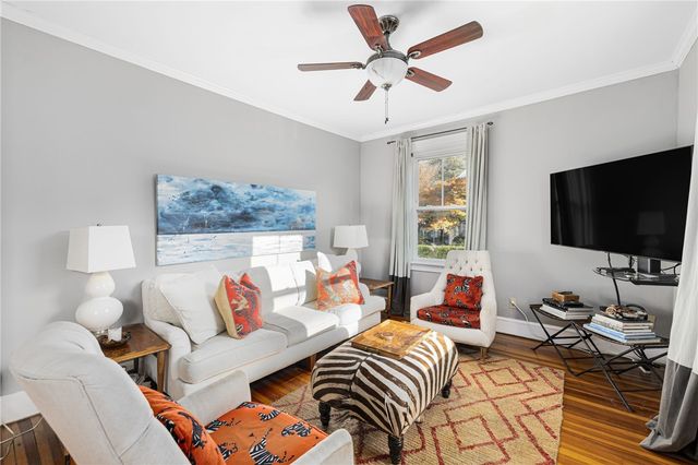 30 Bull Street, Newport, RI 02840