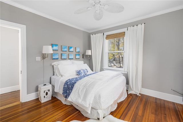 30 Bull Street, Newport, RI 02840