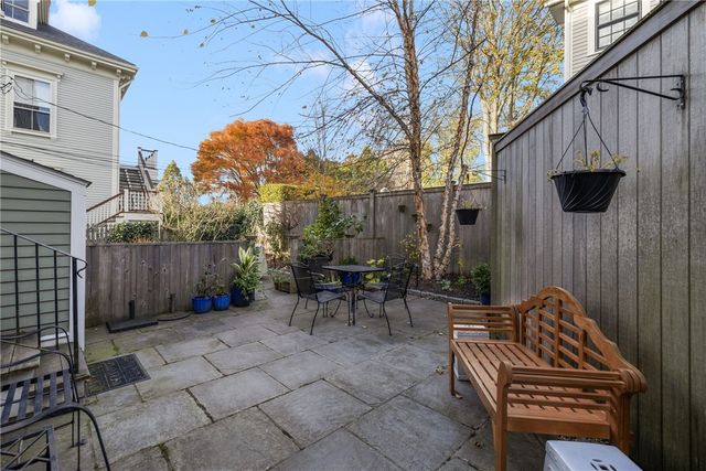 30 Bull Street, Newport, RI 02840