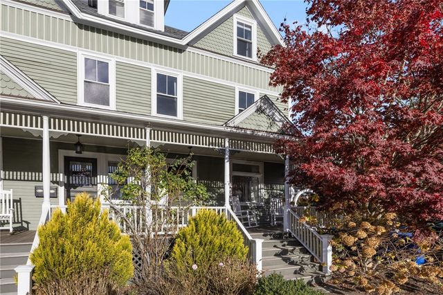 30 Bull Street, Newport, RI 02840