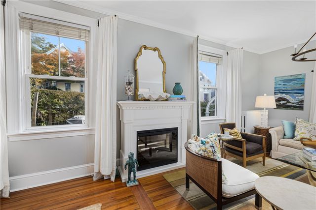 30 Bull Street, Newport, RI 02840