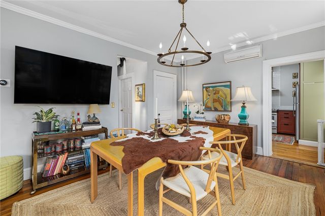 30 Bull Street, Newport, RI 02840