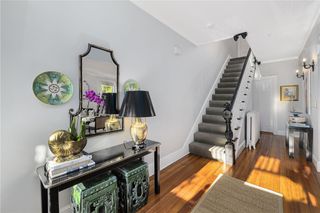 30 Bull Street, Newport, RI 02840