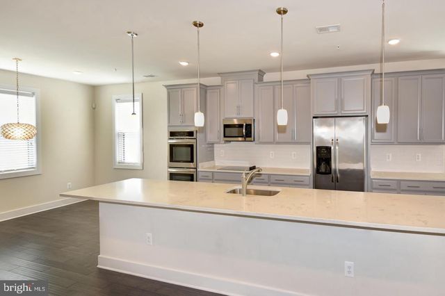 44858 TIVERTON SQ, Ashburn, VA 20147