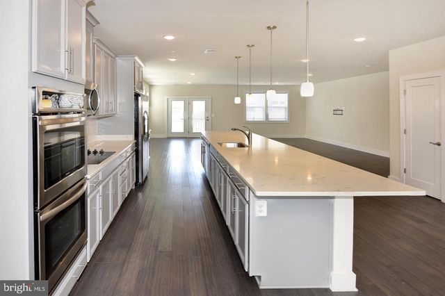 44858 TIVERTON SQ, Ashburn, VA 20147