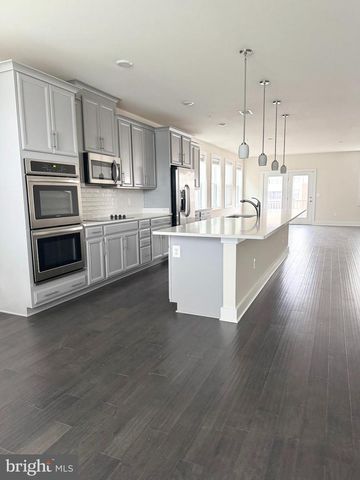 44858 TIVERTON SQ, Ashburn, VA 20147