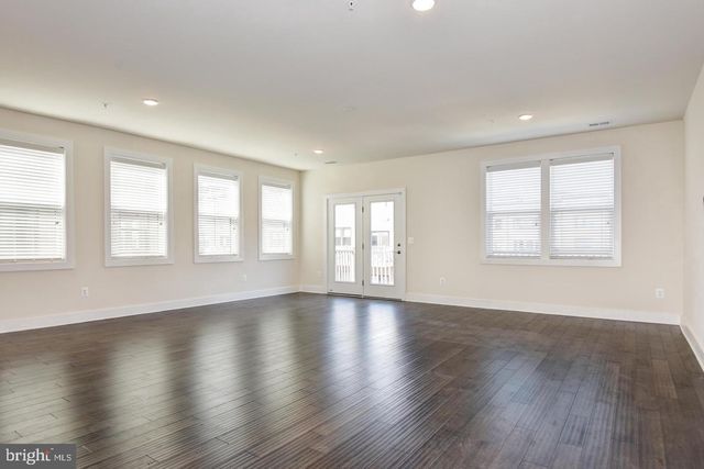 44858 TIVERTON SQ, Ashburn, VA 20147