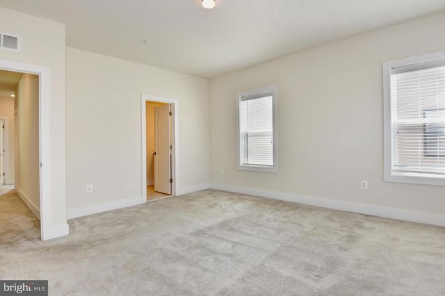 44858 TIVERTON SQ, Ashburn, VA 20147