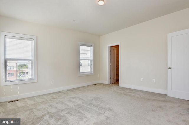 44858 TIVERTON SQ, Ashburn, VA 20147