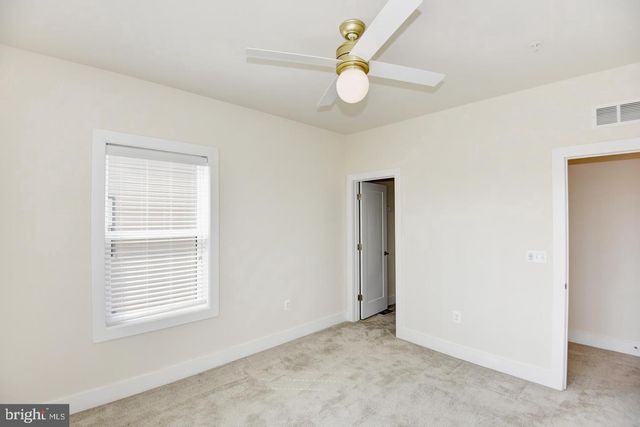 44858 TIVERTON SQ, Ashburn, VA 20147