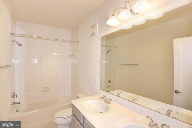 44858 TIVERTON SQ, Ashburn, VA 20147
