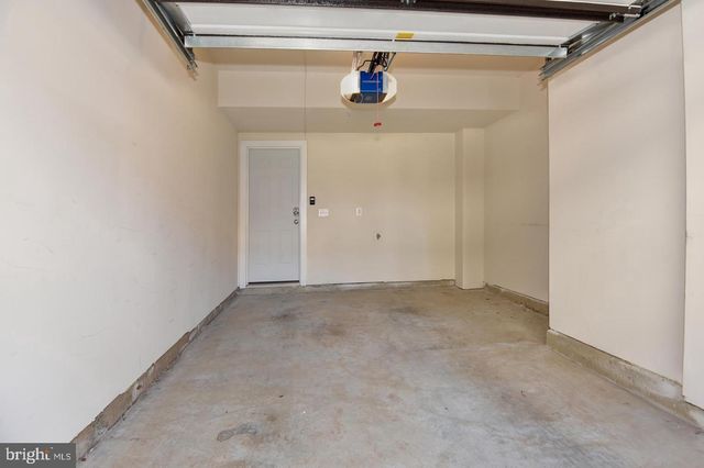 44858 TIVERTON SQ, Ashburn, VA 20147