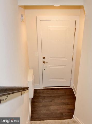 44858 TIVERTON SQ, Ashburn, VA 20147