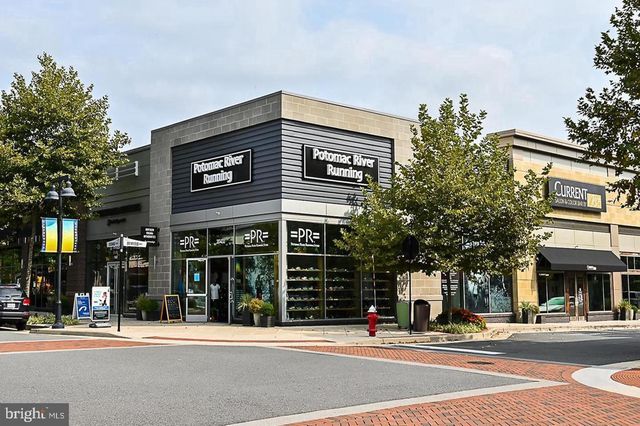 44858 TIVERTON SQ, Ashburn, VA 20147