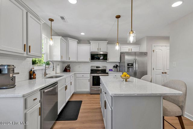 704 Mooring Court, Sneads Ferry, NC 28460