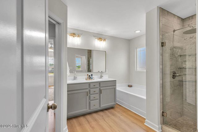 704 Mooring Court, Sneads Ferry, NC 28460