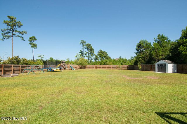 704 Mooring Court, Sneads Ferry, NC 28460