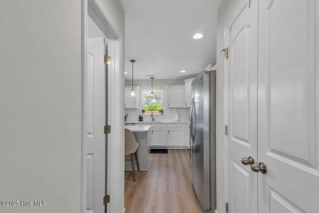 704 Mooring Court, Sneads Ferry, NC 28460